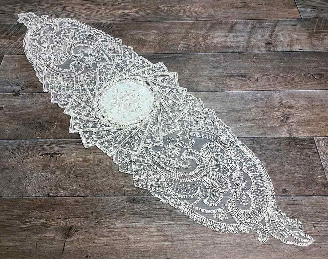 Runner in tulle ricamato dimensioni varie - R107