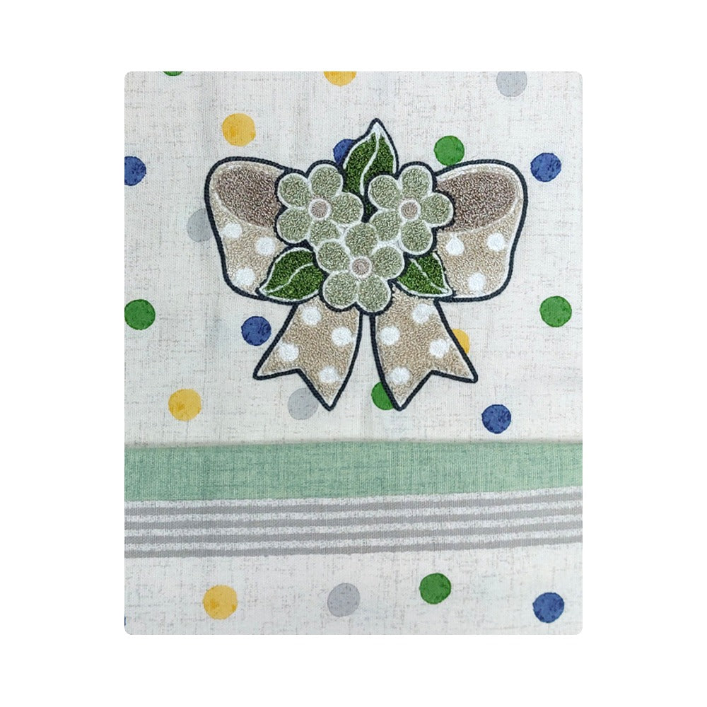 Tovaglia in Cotone con Ricamo di VINGI Ricami - Fiocco (Vari Colori)