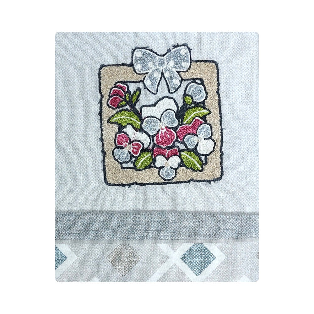 Tovaglia in Cotone con Ricamo di VINGI Ricami - Roberta (Vari Colori)